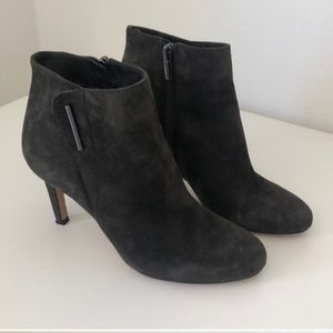 Vince camuto booties 6.5